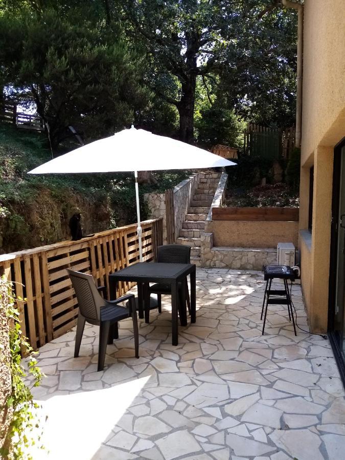 Chez Sylvie Et Amador Apartment Las Illas ภายนอก รูปภาพ